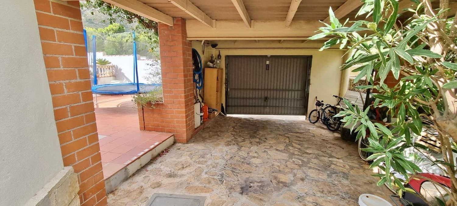 3 Zimmer Villa zu verkaufen in Denia mit Pool Garage - 550.000 € (Ref: 9573701)