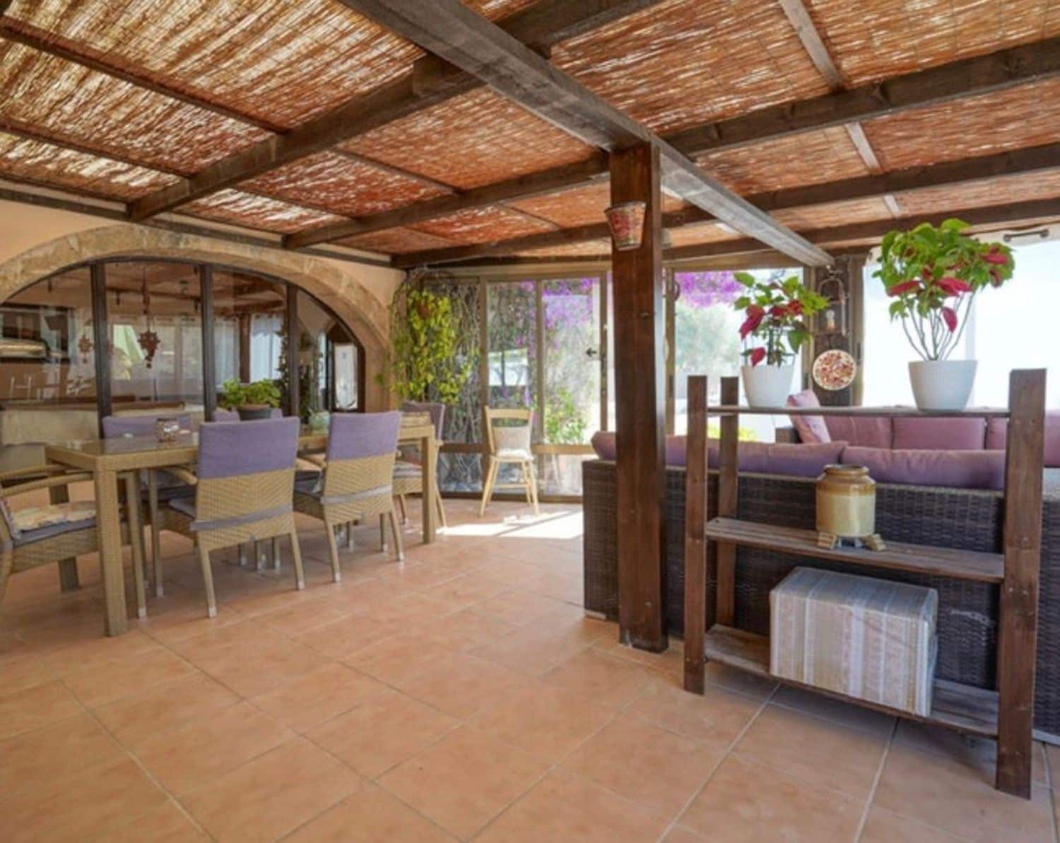 Chalet de 3 habitaciones en Javea / Xàbia en venta con piscina garaje - 375.000 € (Ref: 9581400)
