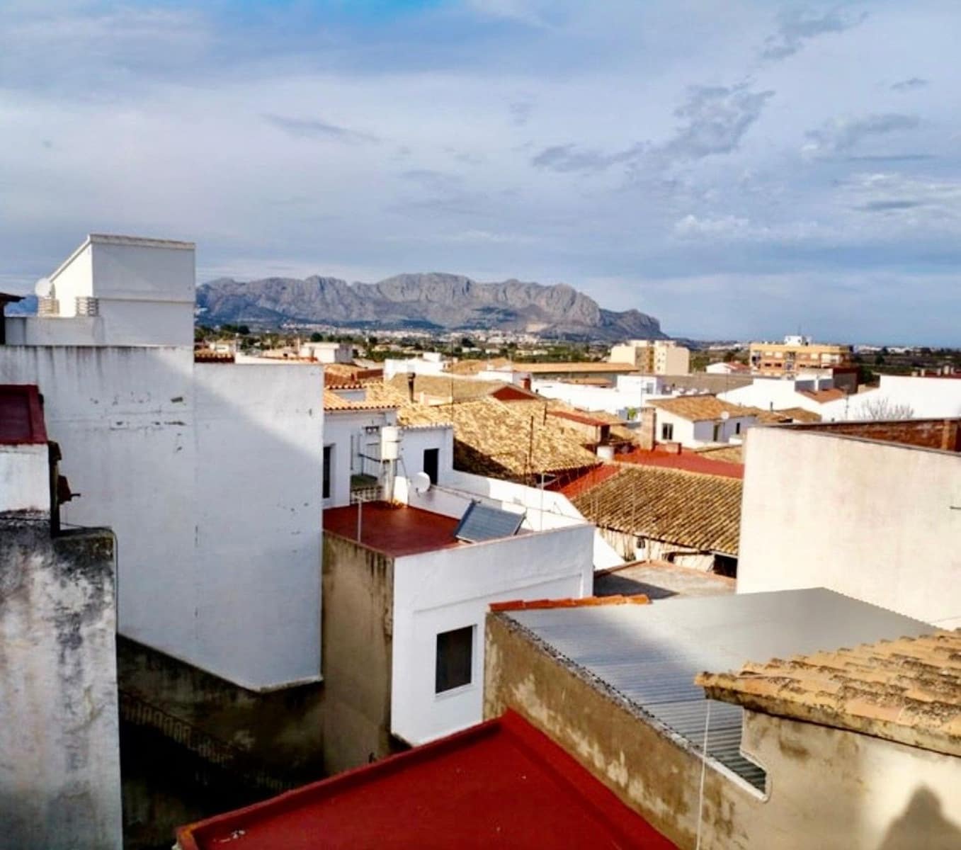 5 soveværelse Finca/Landehus til salg i Pedreguer med garage - € 340.000 (Ref: 9669774)