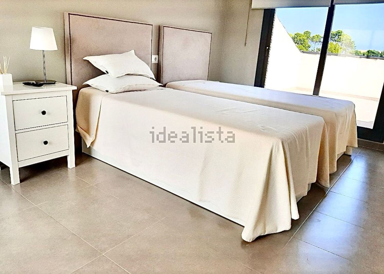3 sypialnia Apartament do wynajęcia w Javea / Xabia z basenem garażem - 1 850 € (Ref: 9810888)
