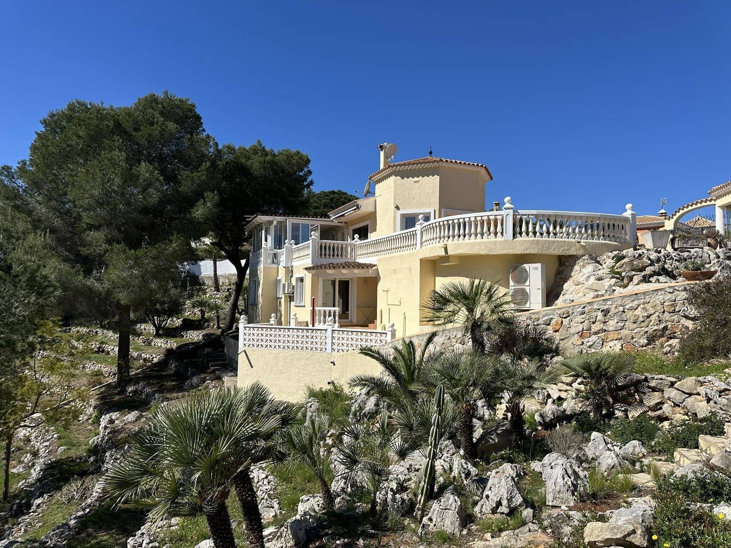 3 sovrum Villa till salu i Denia med pool garage - 1 500 000 € (Ref: 9872916)
