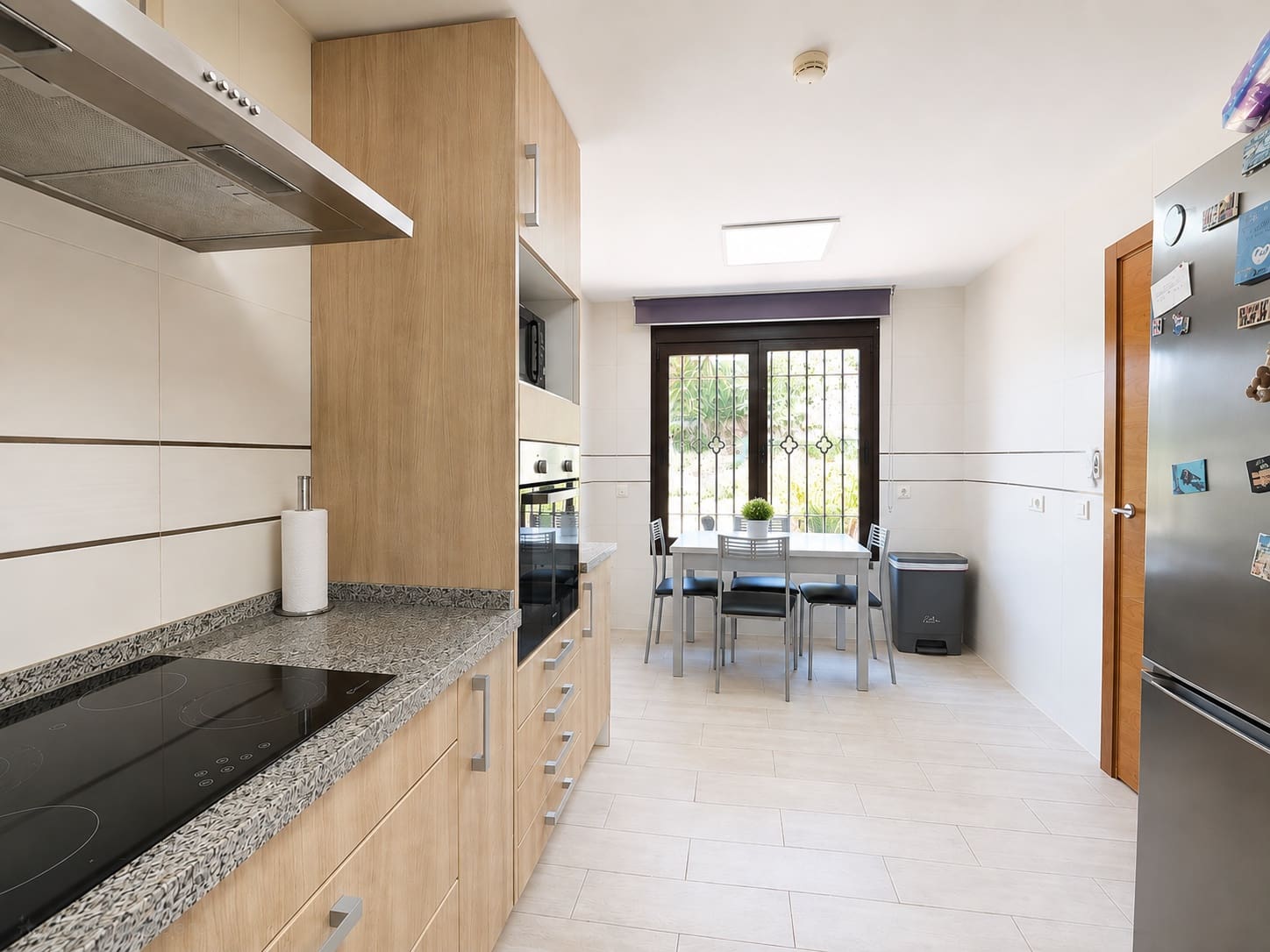 3 slaapkamer Huis te koop in Estepona met zwembad garage - € 470.000 (Ref: 10000234)