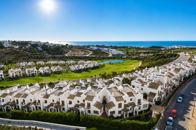 3 camera da letto Casa in vendita in Estepona con piscina garage - 470.000 € (Rif: 10000234)