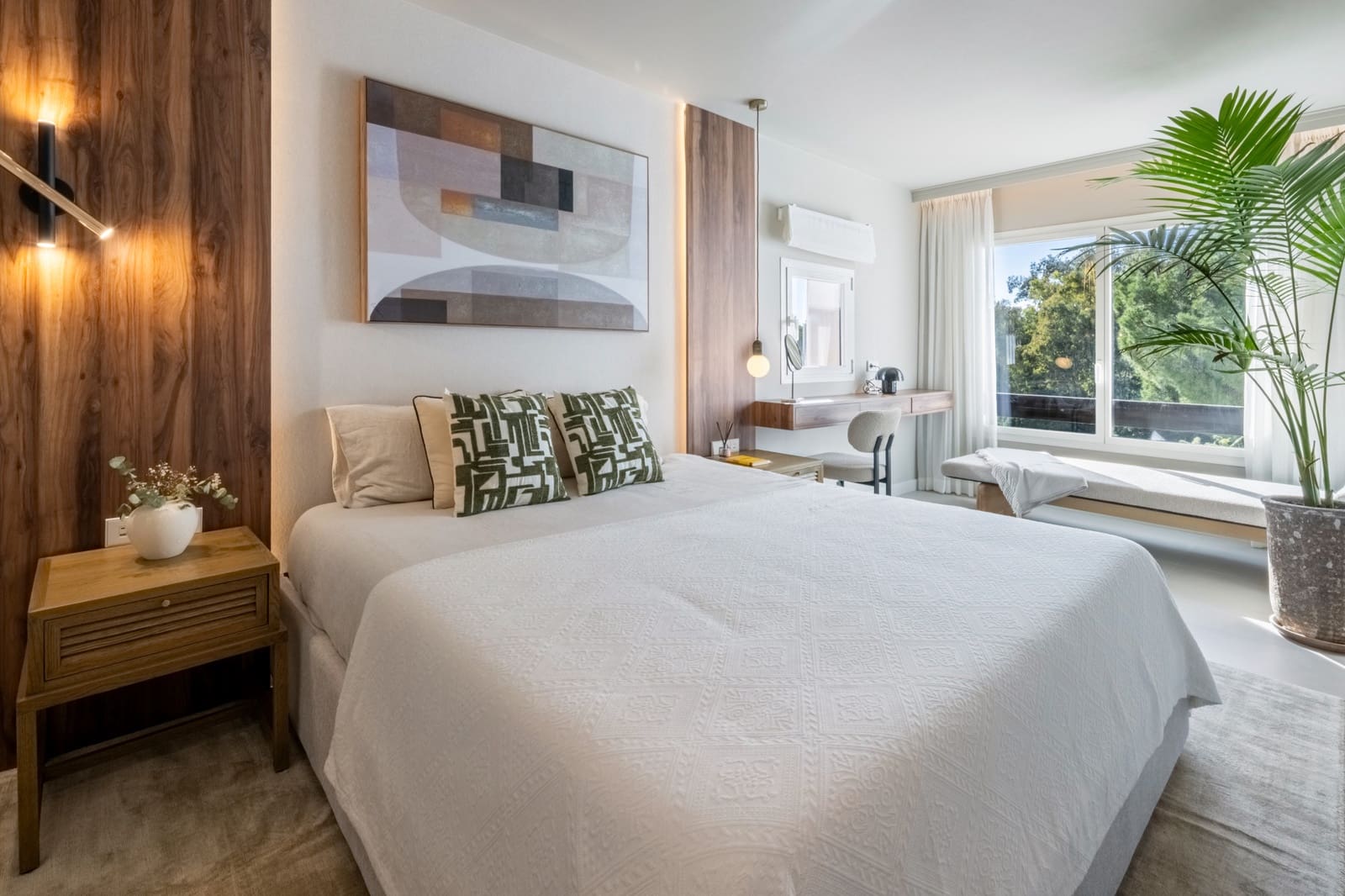 3 bedroom Apartment for sale in La Quinta with pool garage - € 799,000 (Ref: 10003861)