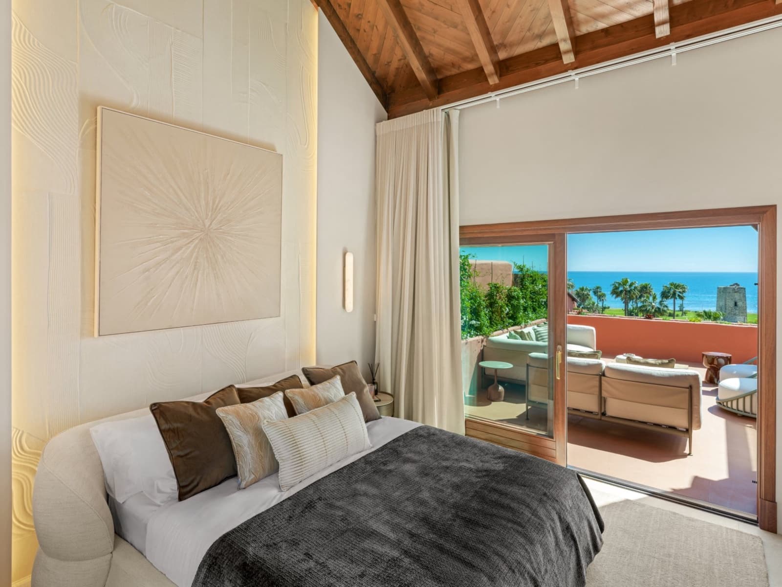 3 slaapkamer Penthouse te koop in Guadalmansa met zwembad garage - € 4.995.000 (Ref: 10005354)