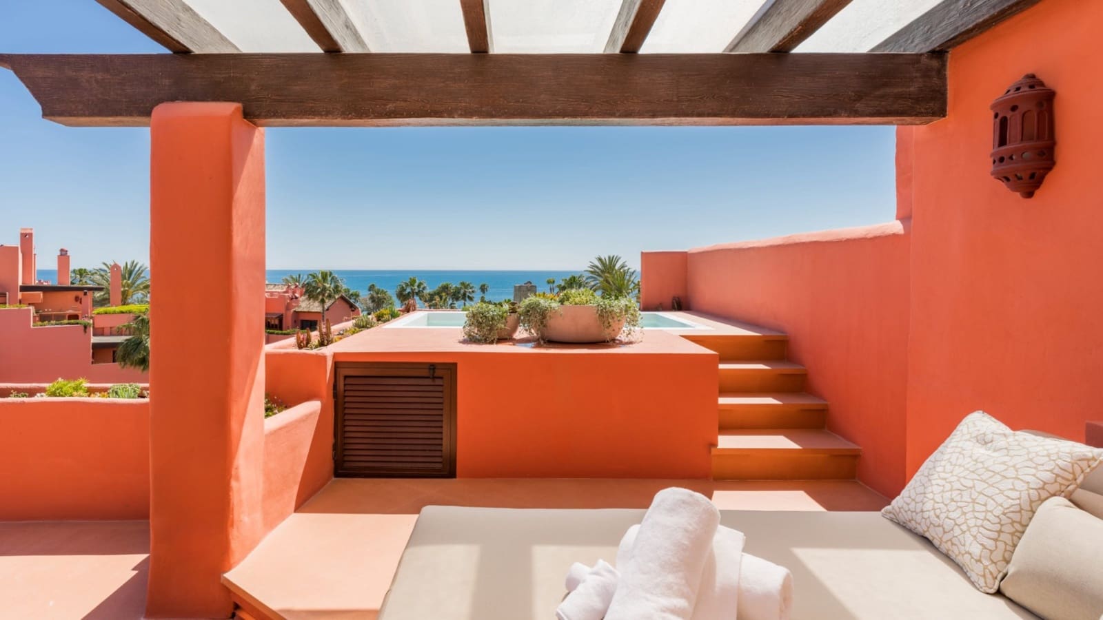 3 slaapkamer Penthouse te koop in Guadalmansa met zwembad garage - € 4.995.000 (Ref: 10005354)