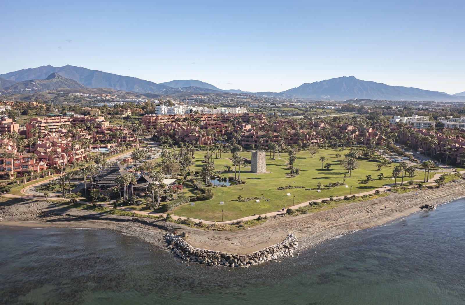 3 slaapkamer Penthouse te koop in Guadalmansa met zwembad garage - € 4.995.000 (Ref: 10005354)