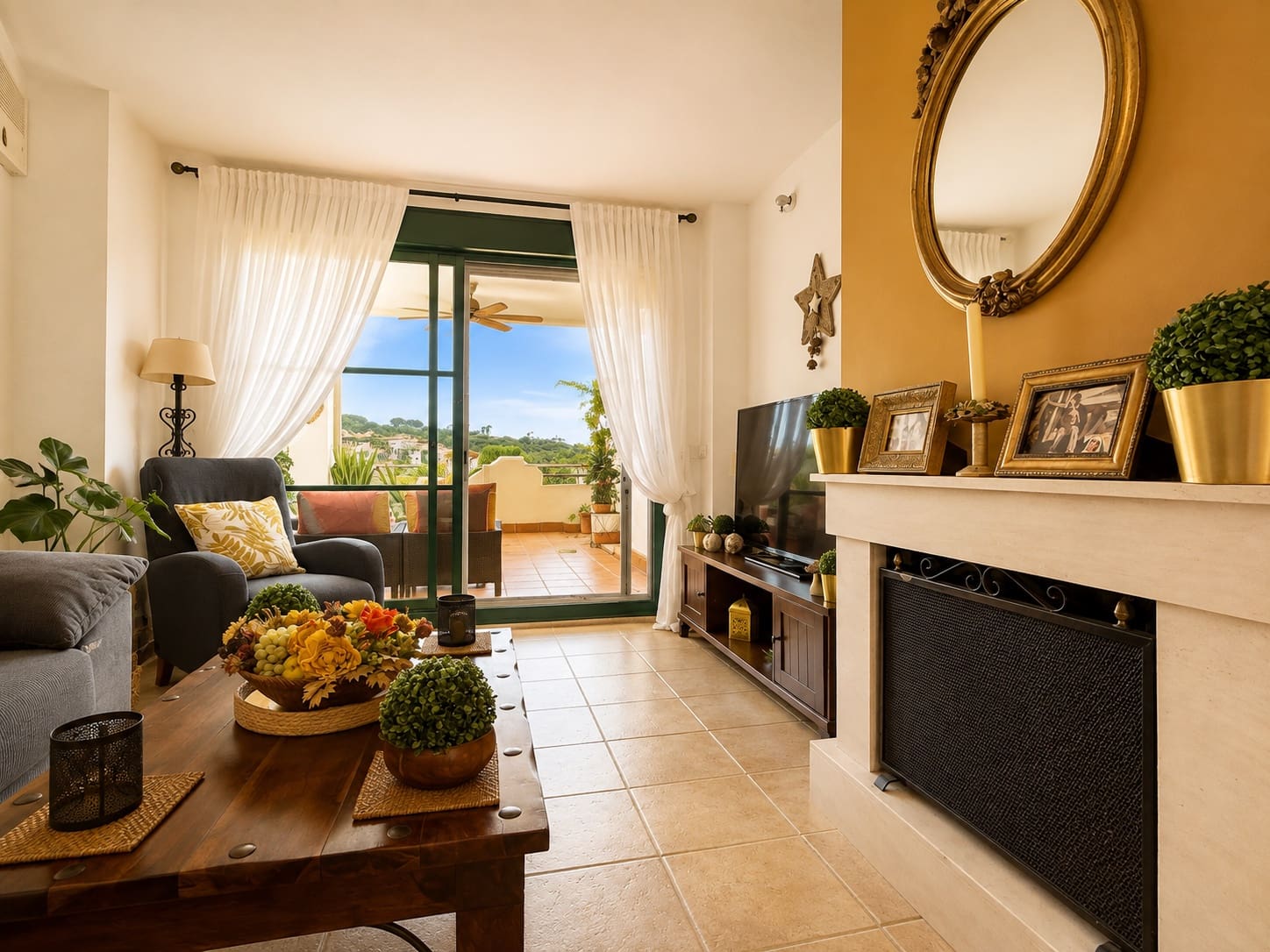 3 sovrum Lägenhet till salu i La Alcaidesa med garage - 510 000 € (Ref: 10005355)