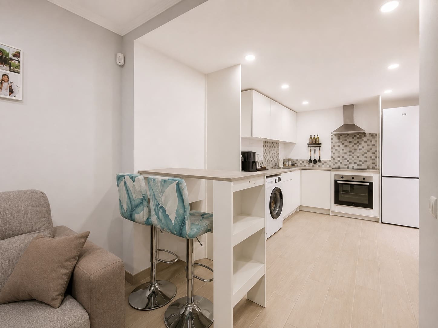 3 bedroom Townhouse for sale in Estepona with garage - € 699,000 (Ref: 10015291)