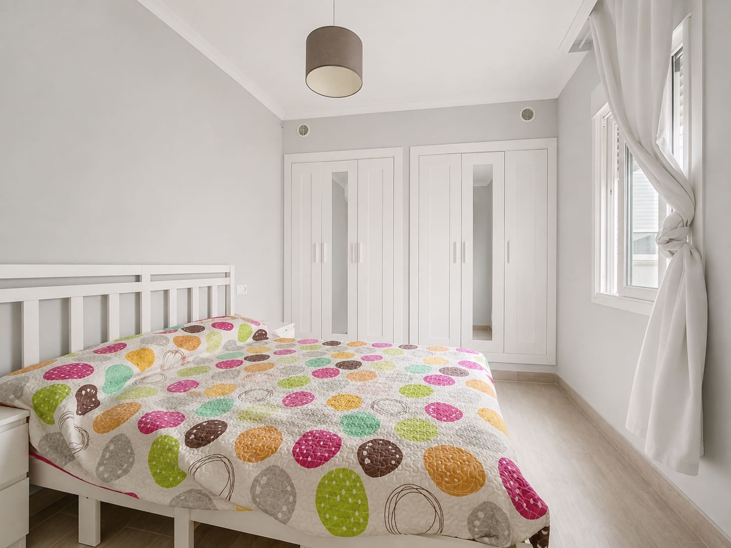 3 bedroom Townhouse for sale in Estepona with garage - € 699,000 (Ref: 10015291)
