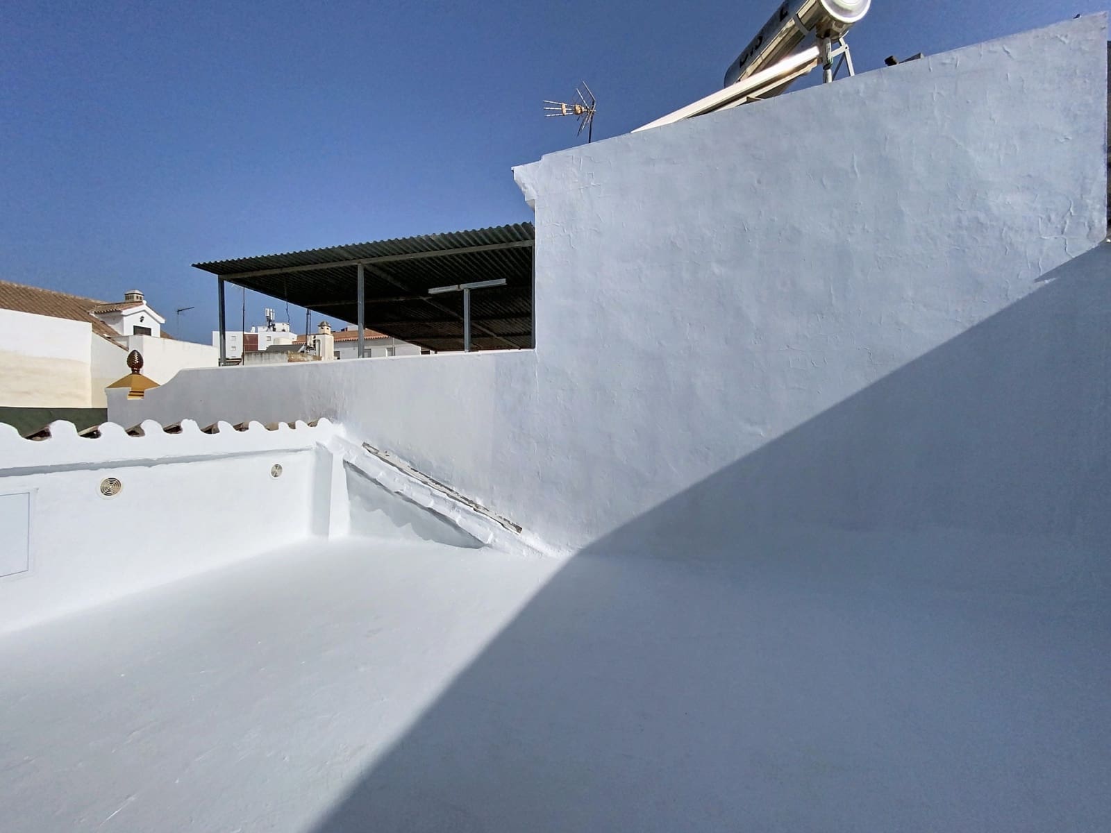 3 bedroom Townhouse for sale in Estepona with garage - € 699,000 (Ref: 10015291)
