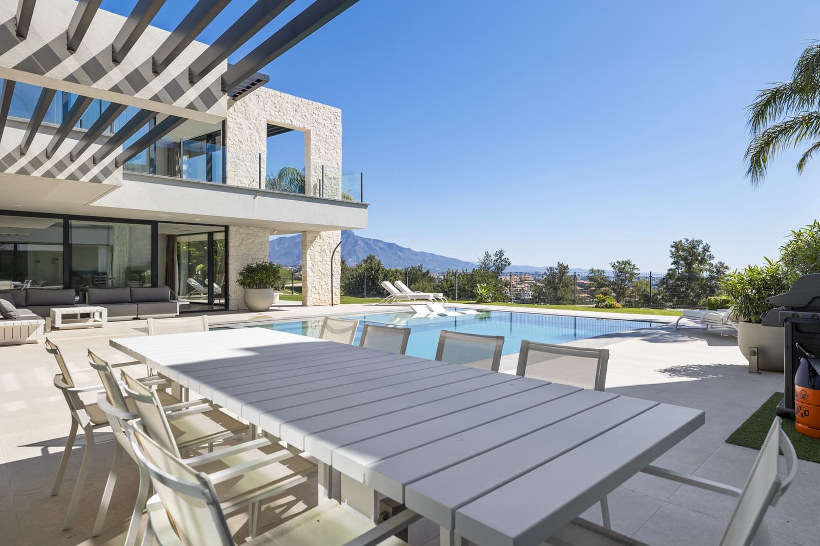 5 chambre Villa/Maison à vendre à Benahavis avec piscine garage - 4 250 000 € (Ref: 10020671)