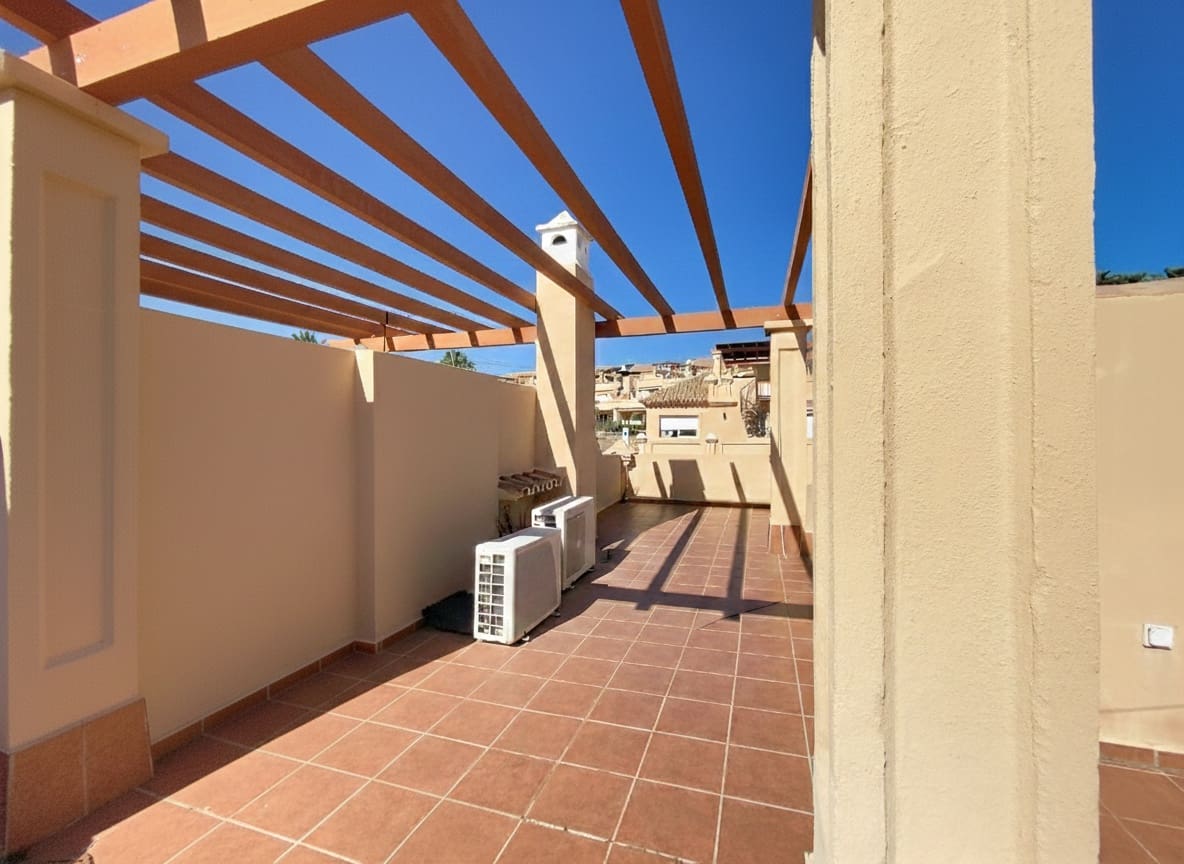 3 soverom Hus til salgs i Buenas Noches med svømmebasseng garasje - € 470 000 (Ref: 10025399)