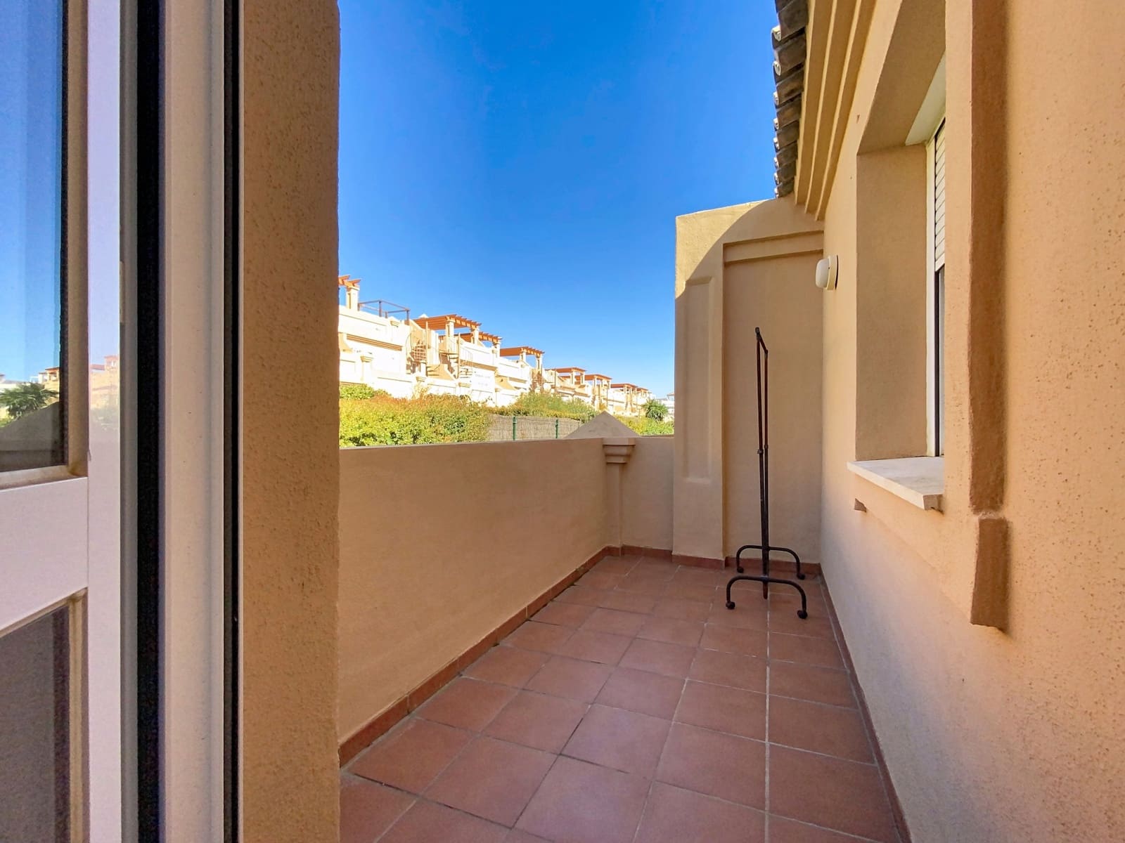 3 soverom Hus til salgs i Buenas Noches med svømmebasseng garasje - € 470 000 (Ref: 10025399)