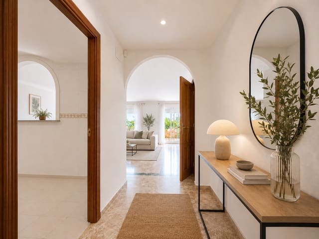 3 quarto Casa em Banda para venda em Buenas Noches, Estepona com piscina garagem - 470 000 € (Ref: 10025399)