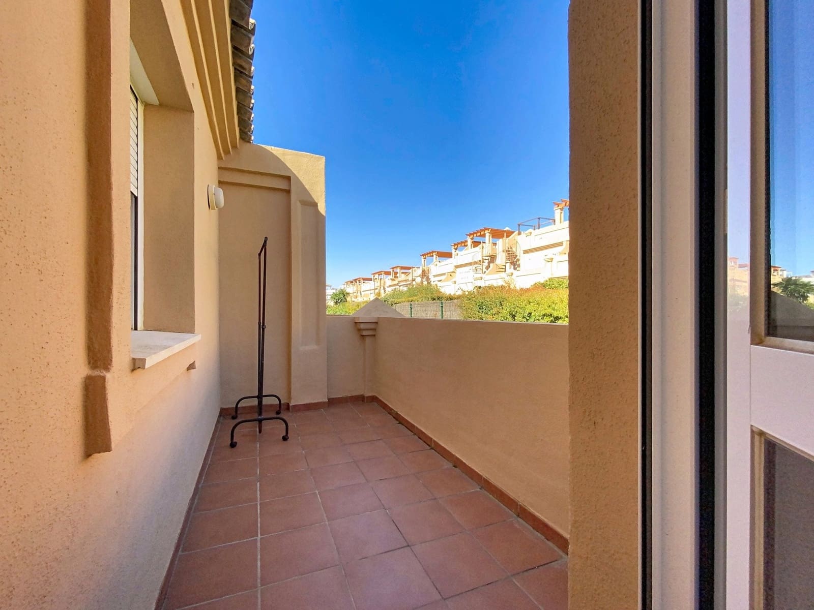 3 soveværelse Byhus til salg i Buenas Noches med swimmingpool garage - € 470.000 (Ref: 10025399)