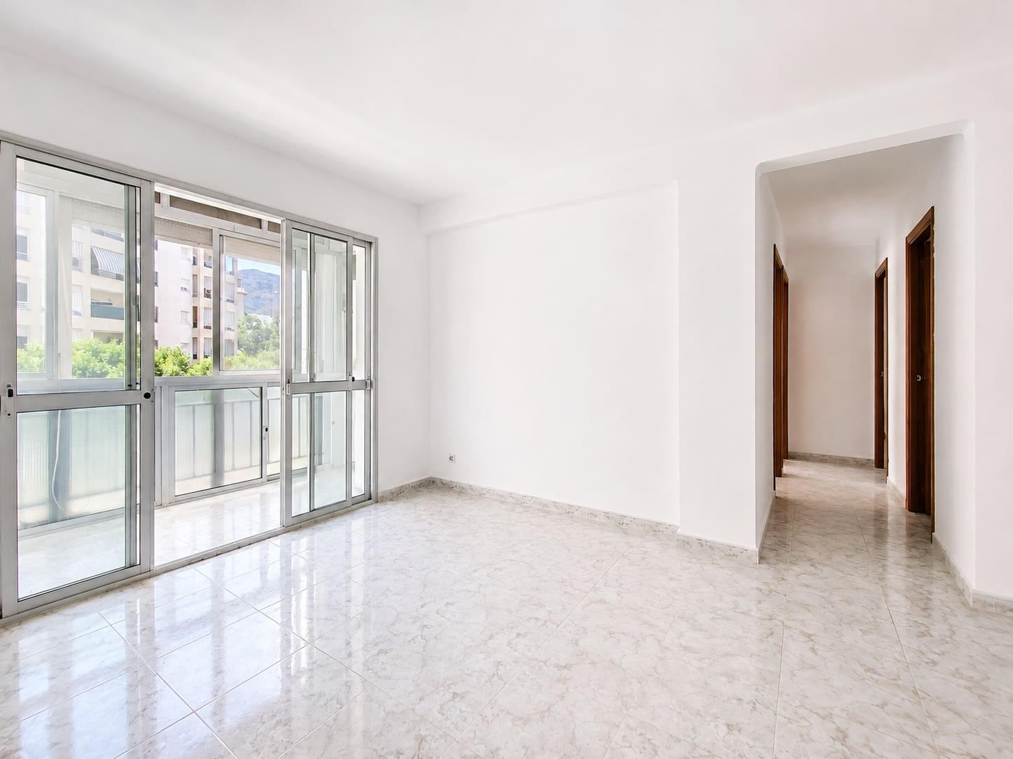 3 sovrum Lägenhet till salu i Estepona - 265 000 € (Ref: 10033673)