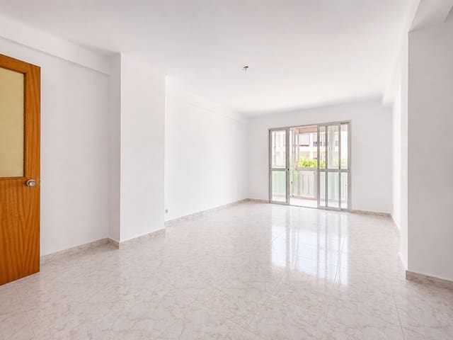 3 sovrum Lägenhet till salu i Estepona - 265 000 € (Ref: 10033673)