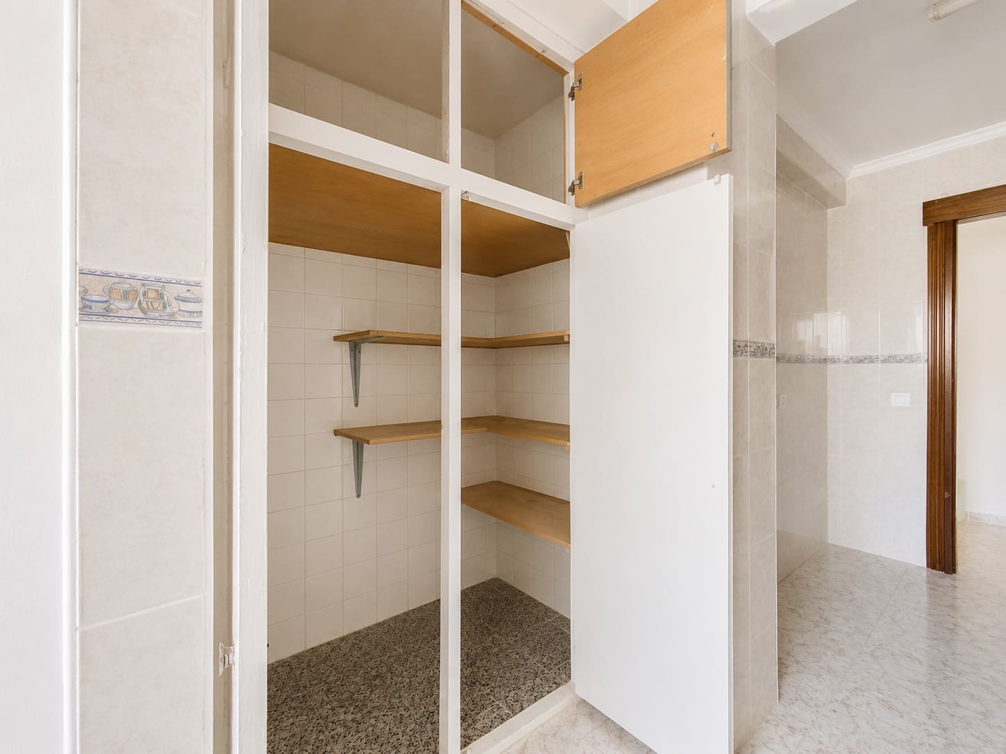 3 sovrum Lägenhet till salu i Estepona - 265 000 € (Ref: 10033673)