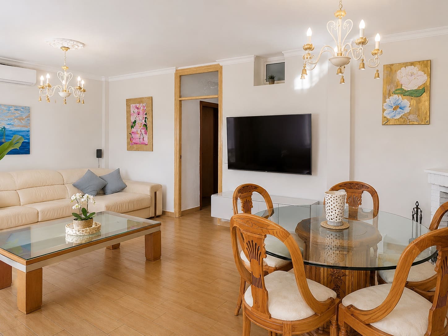 4 sypialnia Willa na sprzedaż w Estepona z basenem garażem - 1 050 000 € (Ref: 10038715)