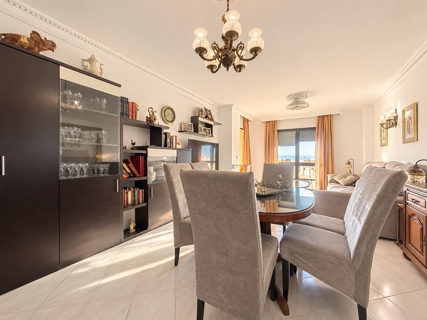 4 Zimmer Penthouse zu verkaufen in Estepona mit Pool - 450.000 € (Ref: 10054966)