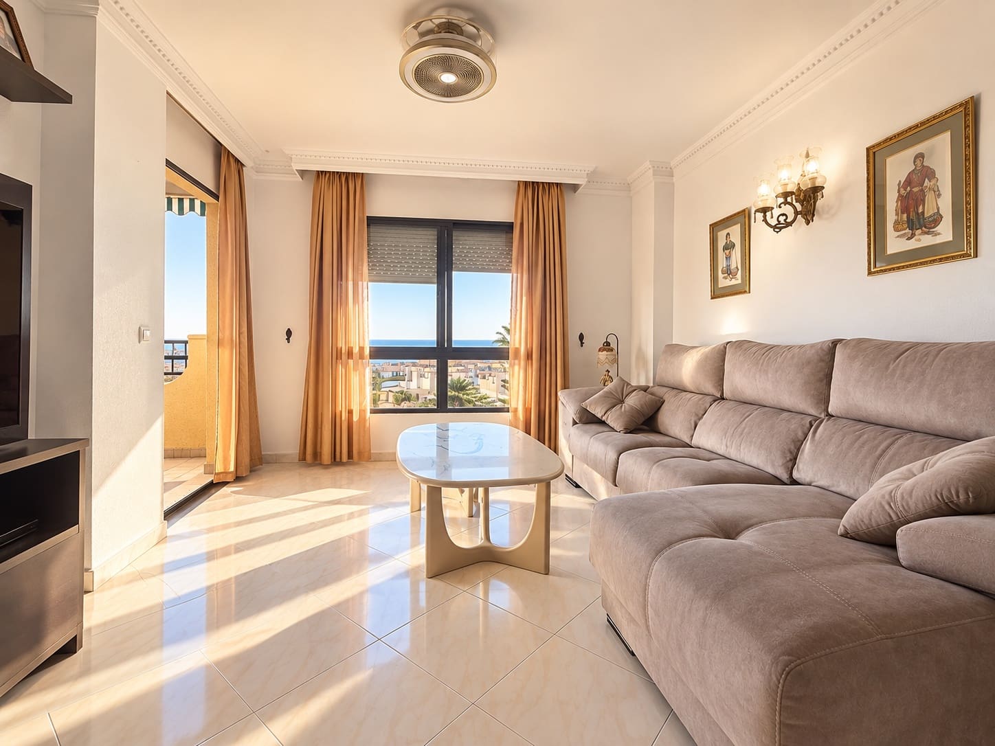 4 Zimmer Penthouse zu verkaufen in Estepona mit Pool - 450.000 € (Ref: 10054966)