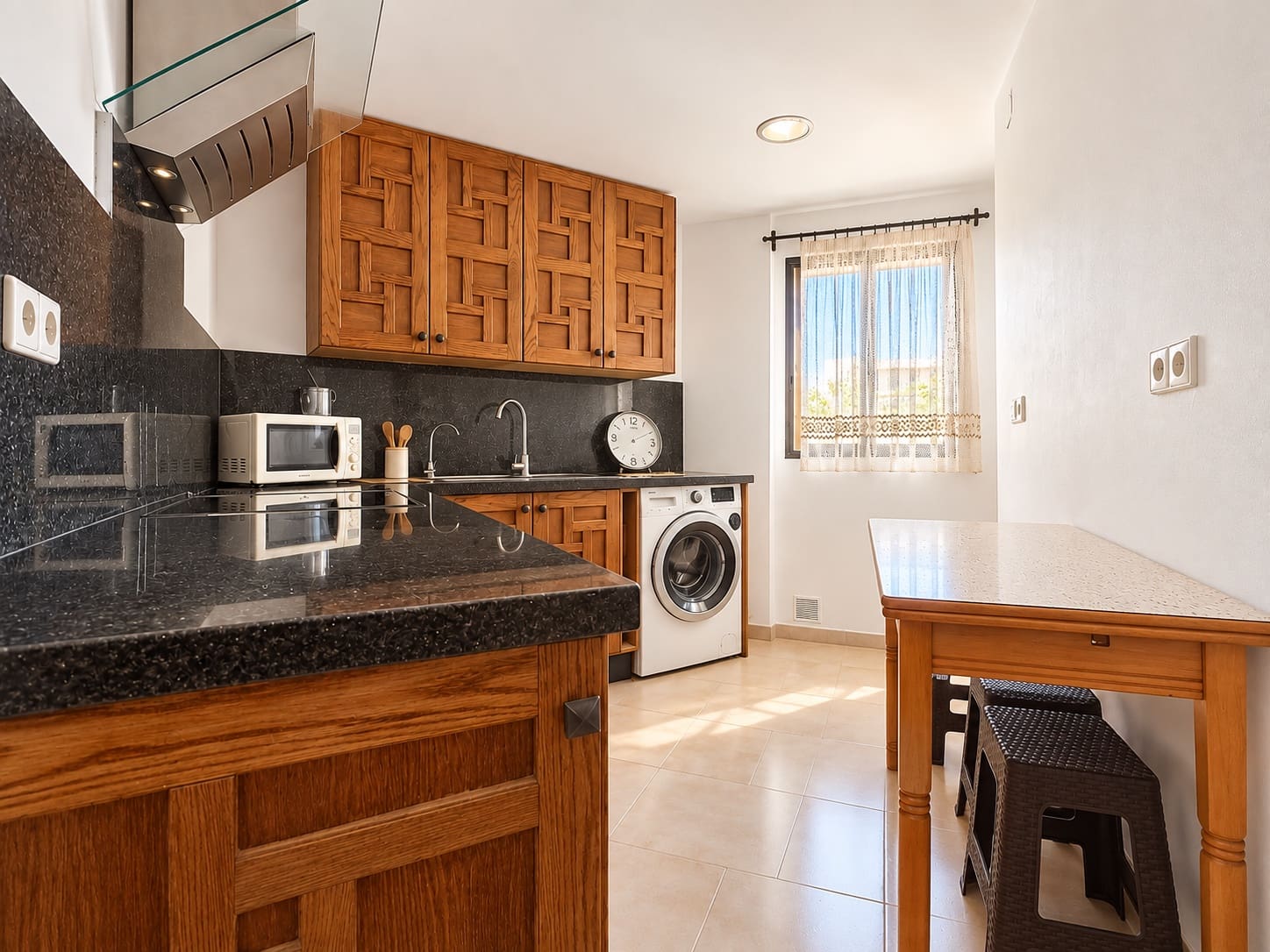 4 Zimmer Penthouse zu verkaufen in Estepona mit Pool - 450.000 € (Ref: 10054966)