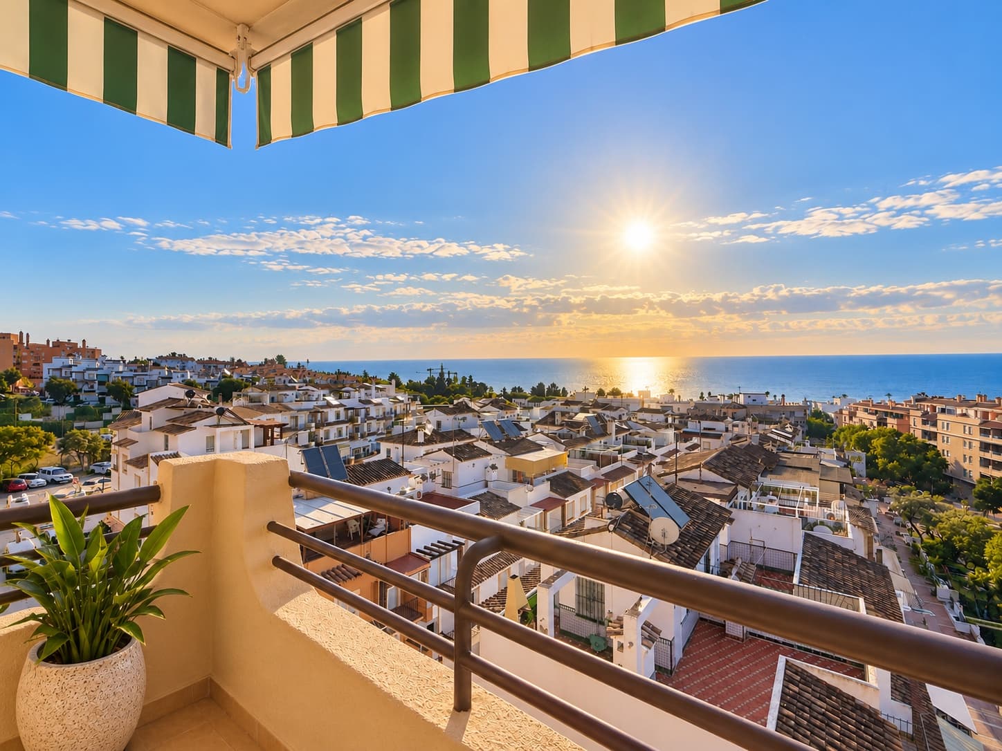 4 Zimmer Penthouse zu verkaufen in Estepona mit Pool - 450.000 € (Ref: 10054966)