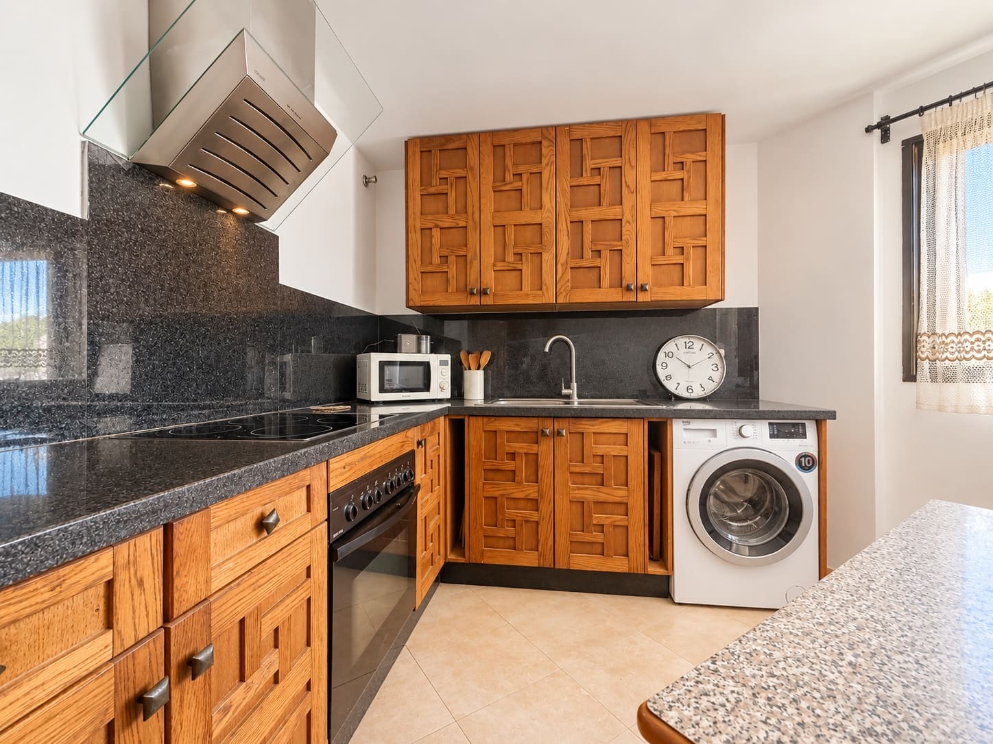 4 Zimmer Penthouse zu verkaufen in Estepona mit Pool - 450.000 € (Ref: 10054966)