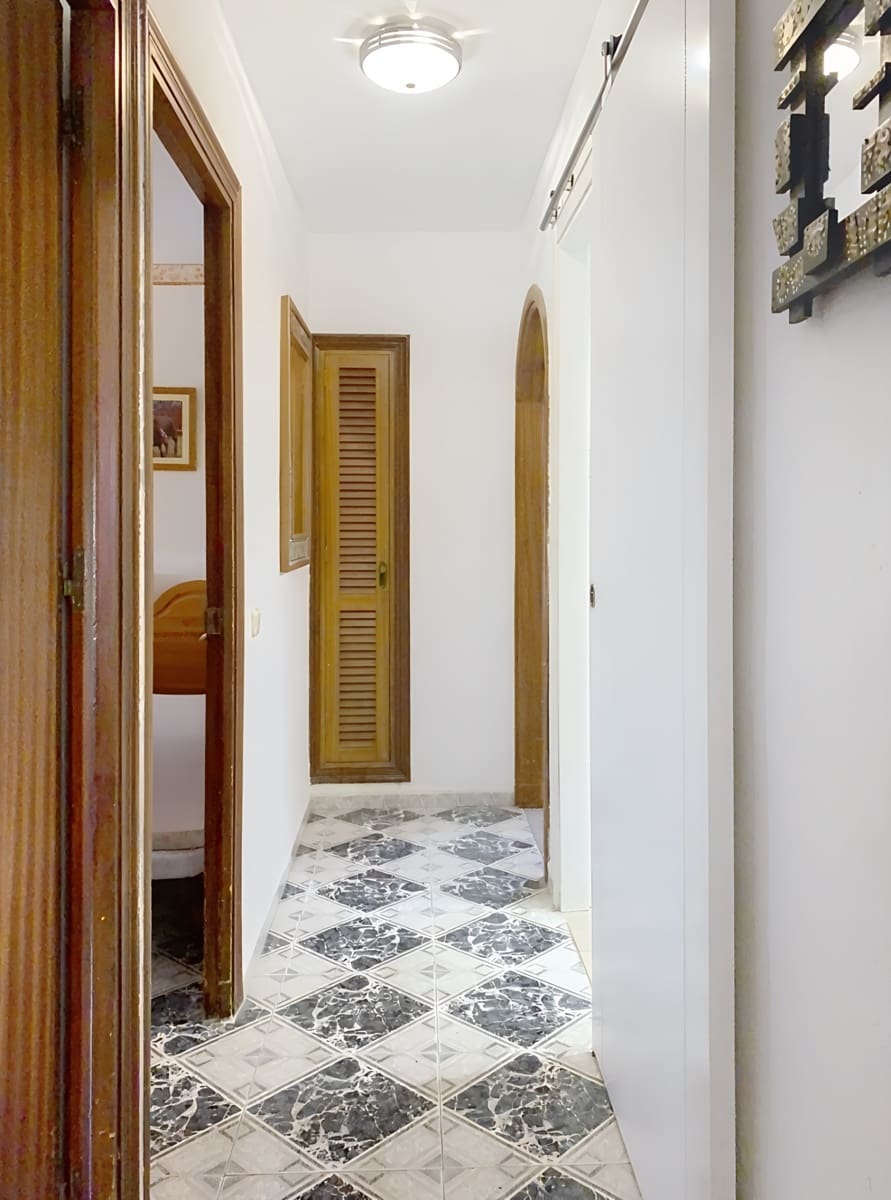 3 soveværelse Lejlighed til salg i Estepona med garage - € 320.000 (Ref: 10054967)