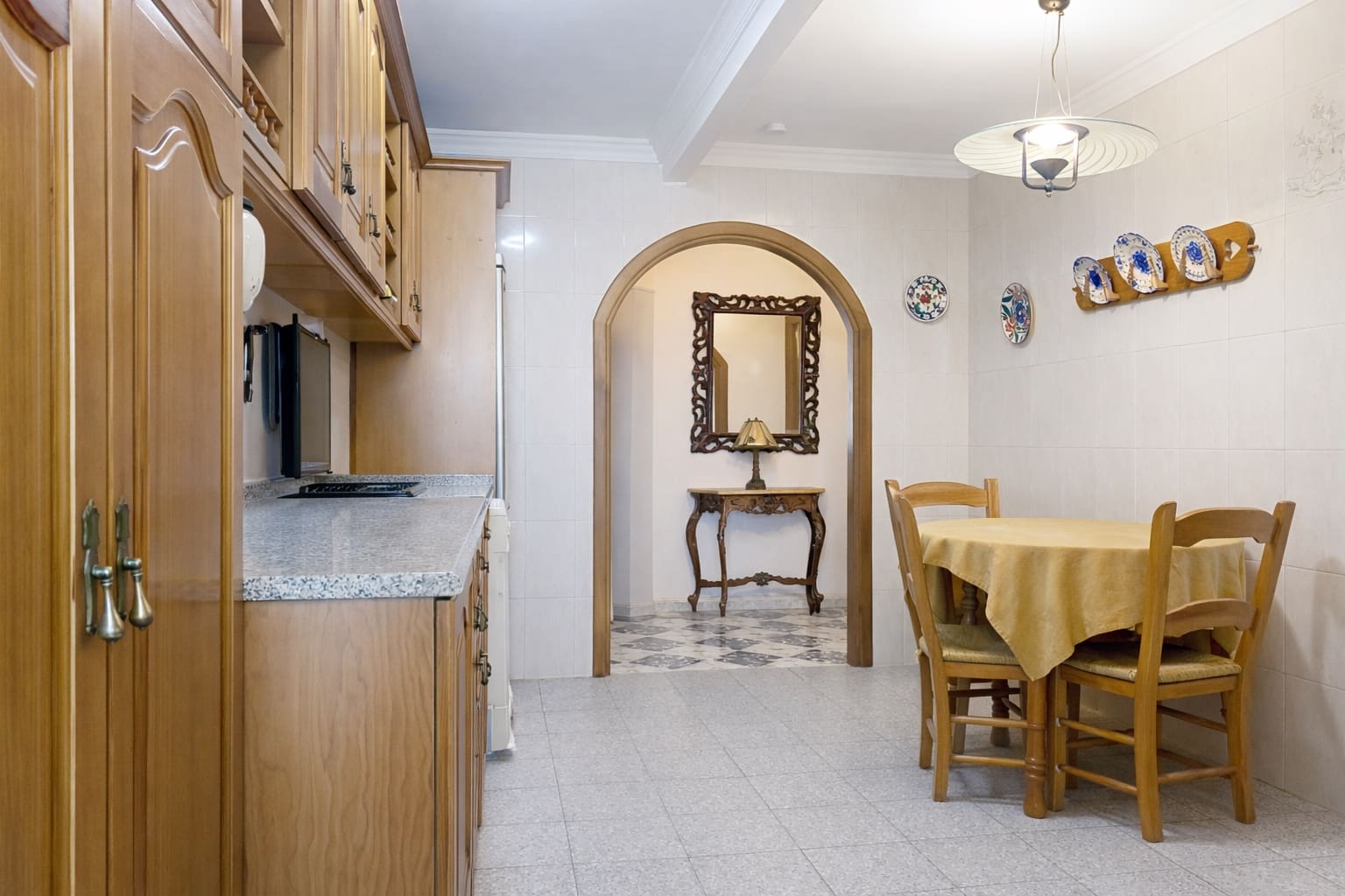 3 soveværelse Lejlighed til salg i Estepona med garage - € 320.000 (Ref: 10054967)