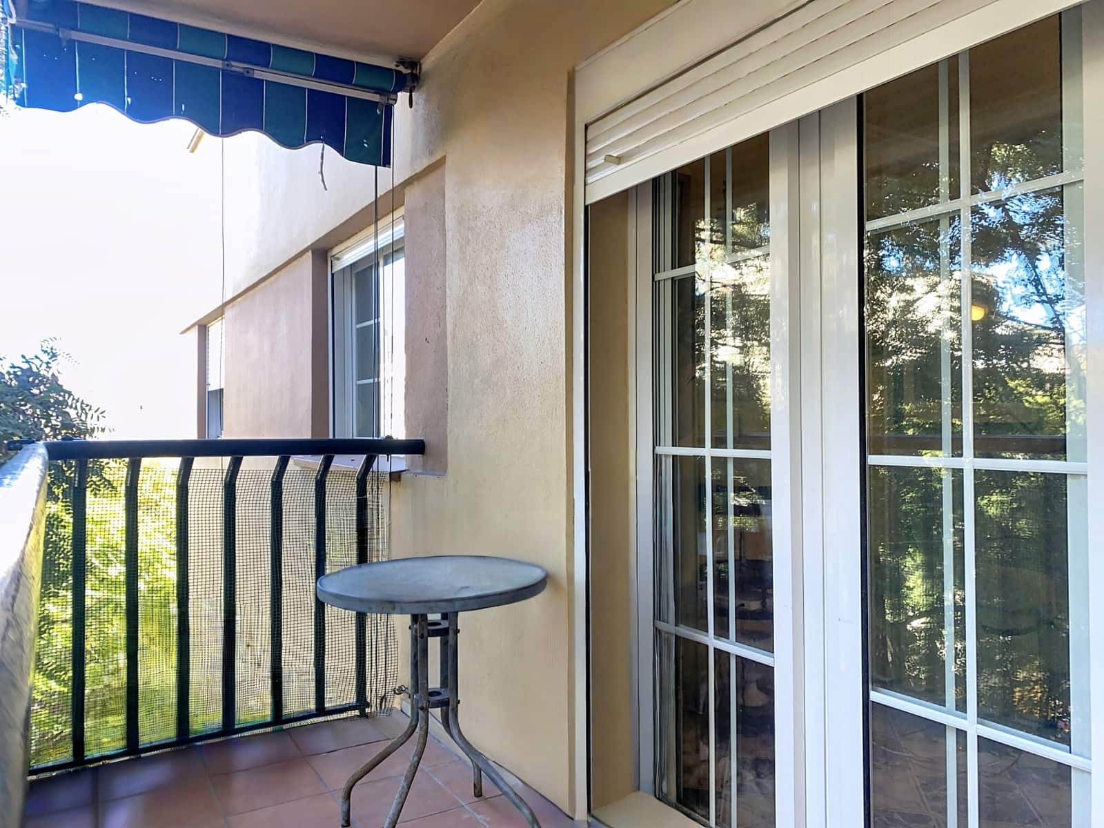 3 soveværelse Lejlighed til salg i Estepona med garage - € 320.000 (Ref: 10054967)
