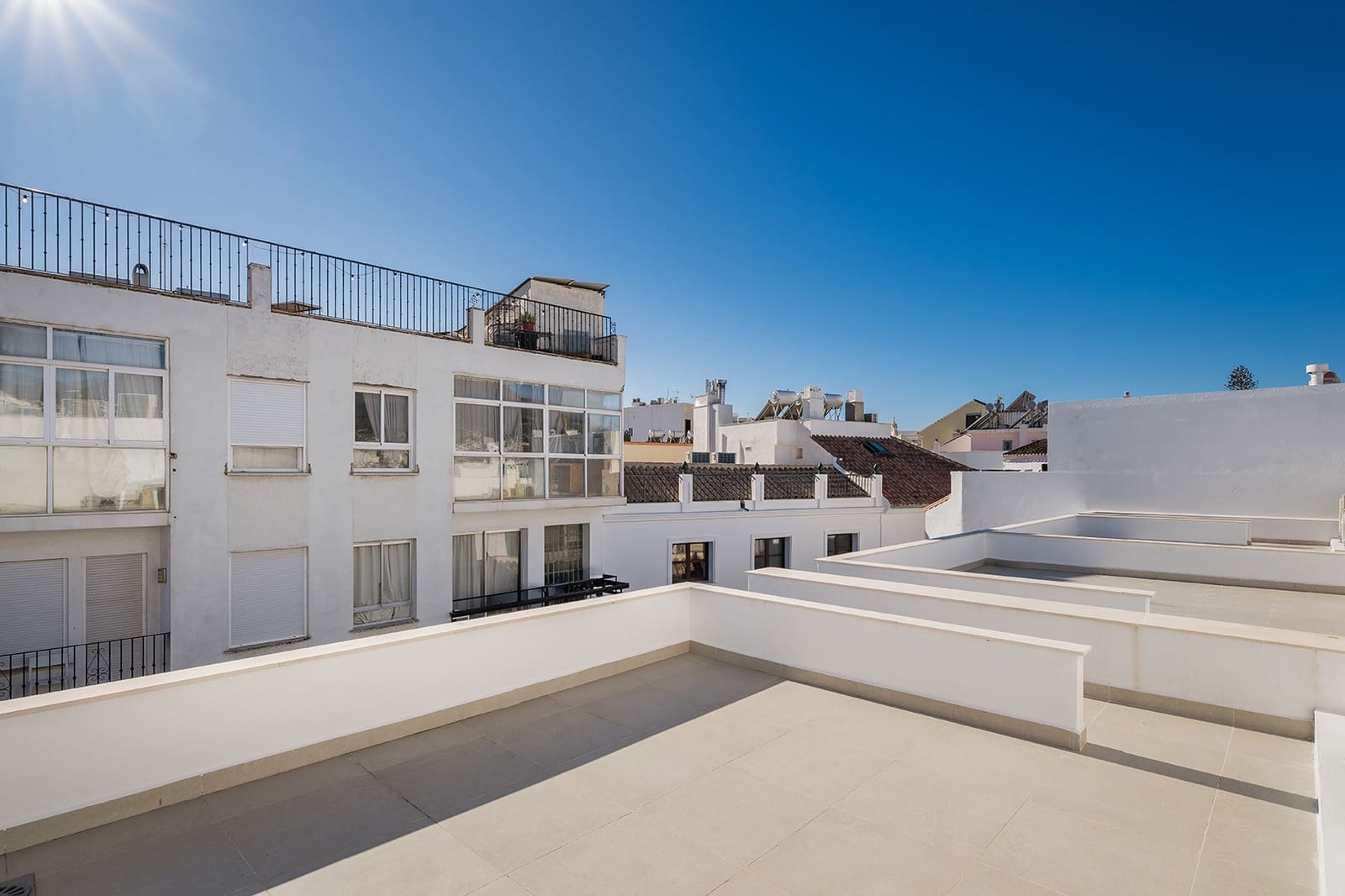 3 slaapkamer Huis te koop in Estepona - € 785.000 (Ref: 10061724)