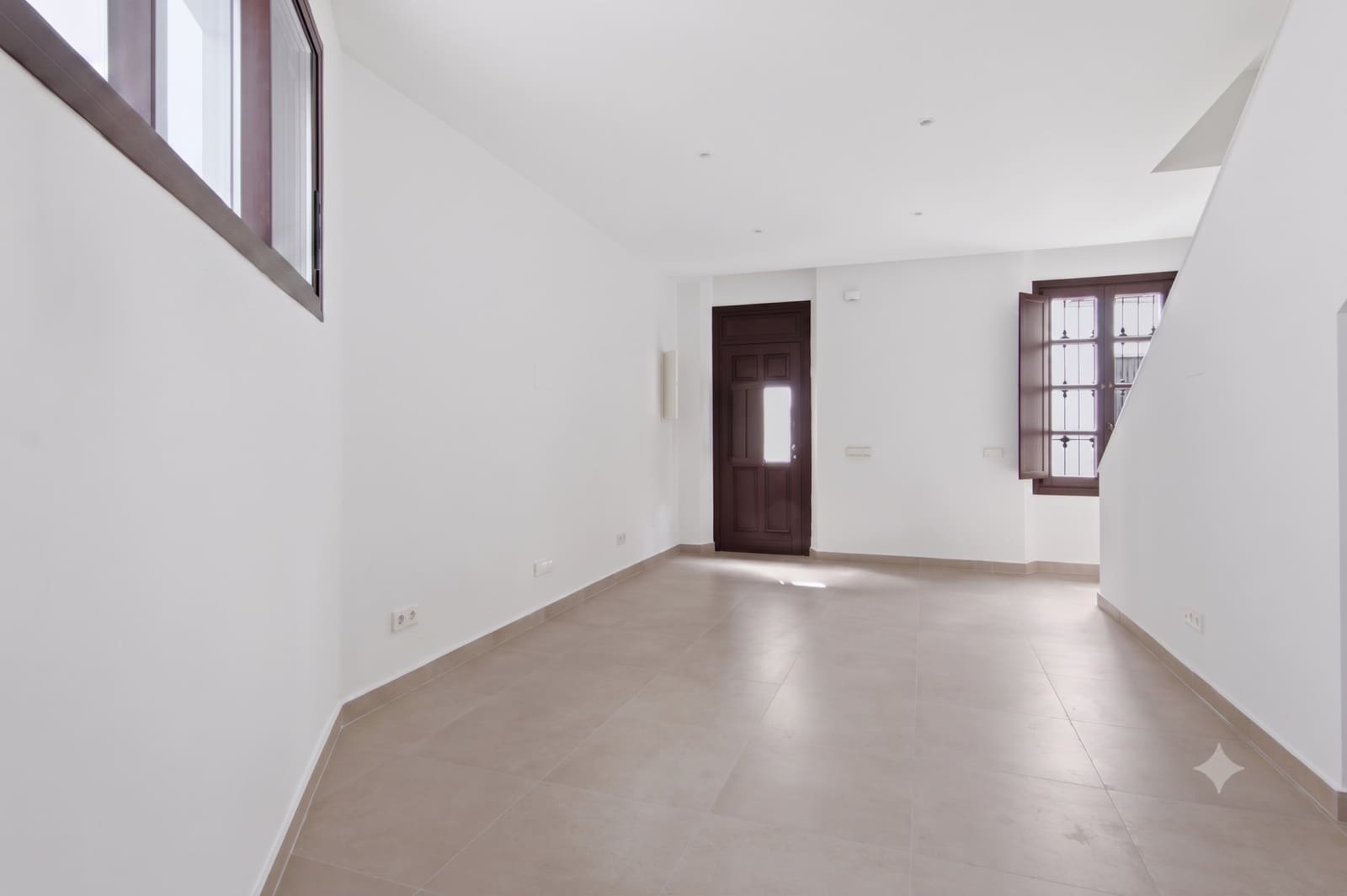 Casa de 3 habitaciones en Estepona en venta - 875.000 € (Ref: 10061726)