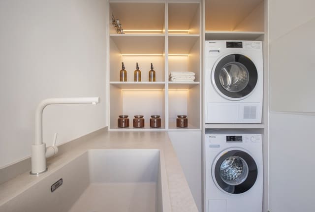 3 Zimmer Penthouse zu verkaufen in Estepona mit Pool Garage - 2.495.000 € (Ref: 10064078)