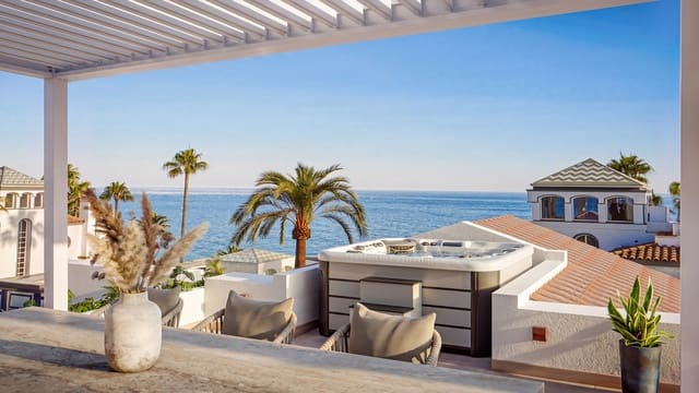 3 Zimmer Penthouse zu verkaufen in Estepona mit Pool Garage - 2.495.000 € (Ref: 10064078)