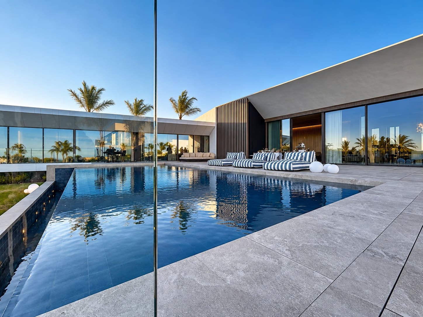 6 Zimmer Villa zu verkaufen in Sotogrande mit Pool Garage - 7.950.000 € (Ref: 10078115)