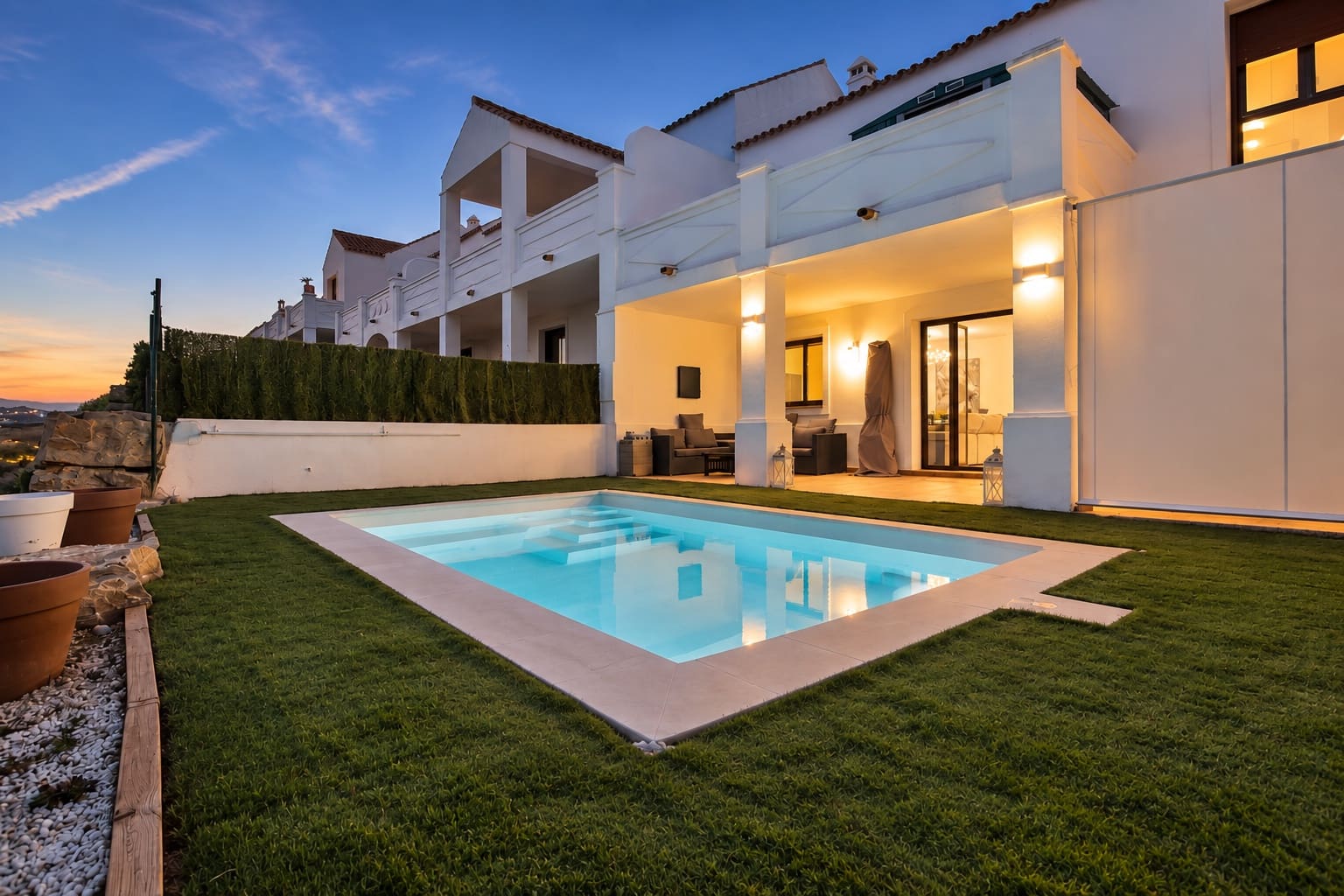 3 sypialnia Dom blizniak na sprzedaż w Casares z basenem - 520 000 € (Ref: 10081005)