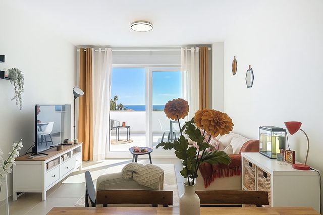 3 soveværelse Lejlighed til salg i Estepona med swimmingpool garage - € 419.000 (Ref: 10100135)
