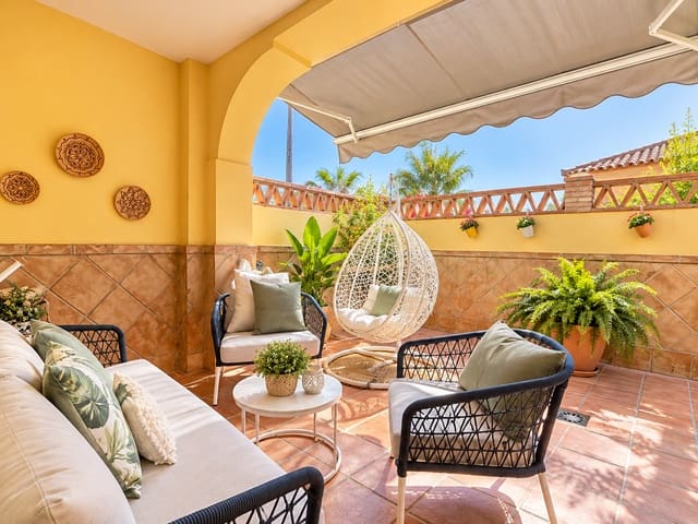 4 makuuhuone Omakotitalo myytävänä paikassa Estepona mukana 
autotalli - 600 000 € (Ref: 10132704)