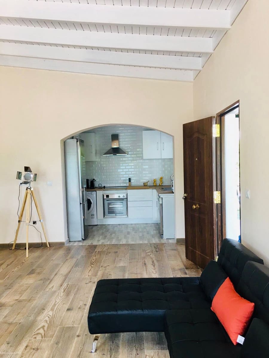 2 sypialnia Finka/Dom wiejski na sprzedaż w El Velerin z basenem garażem - 380 000 € (Ref: 7654077)