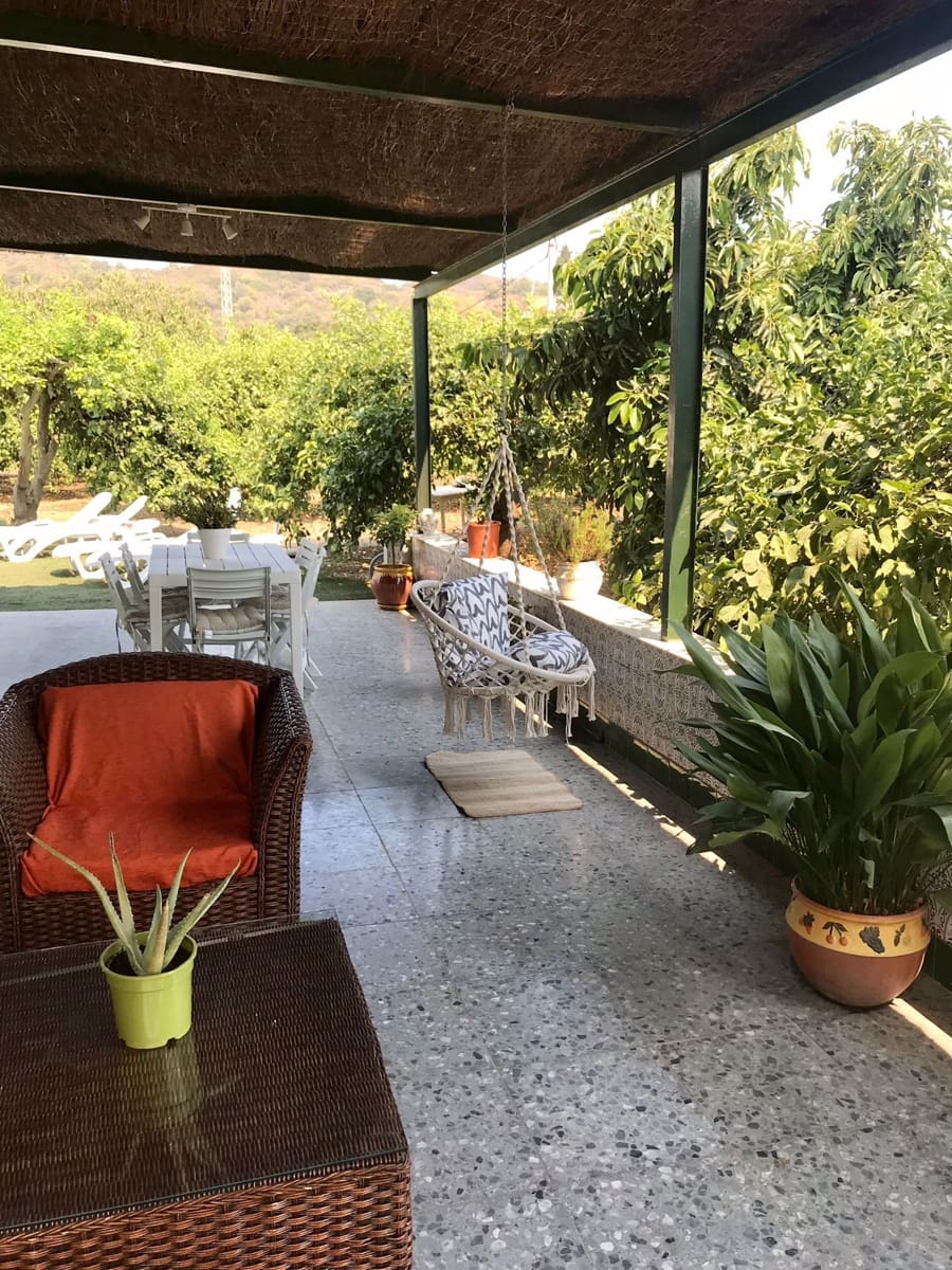 2 sypialnia Finka/Dom wiejski na sprzedaż w El Velerin z basenem garażem - 380 000 € (Ref: 7654077)