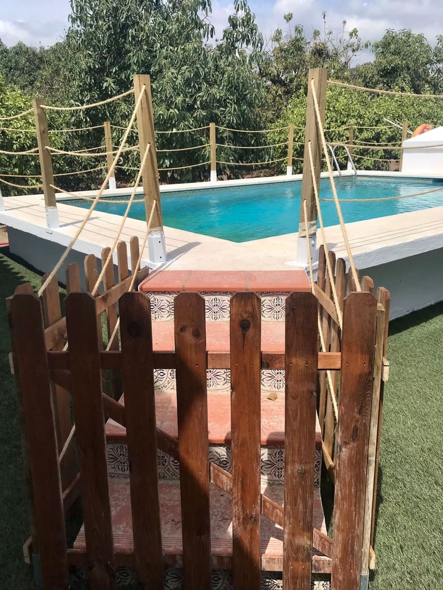 2 sypialnia Finka/Dom wiejski na sprzedaż w El Velerin z basenem garażem - 380 000 € (Ref: 7654077)