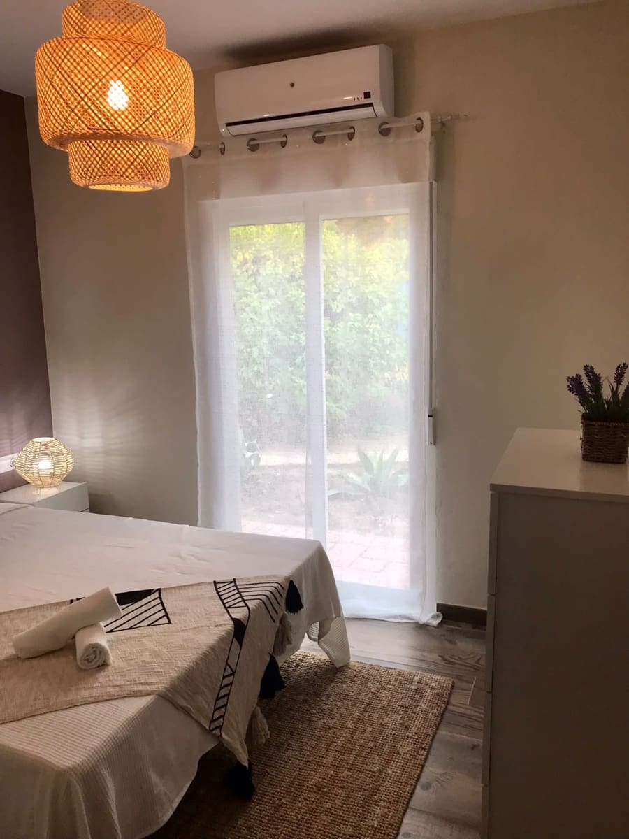 2 sypialnia Finka/Dom wiejski na sprzedaż w El Velerin z basenem garażem - 380 000 € (Ref: 7654077)