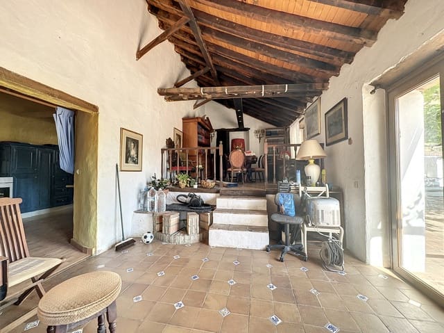 Finca/Casa Rural de 4 habitaciones en El Padrón, Estepona en venta con piscina garaje - 8.000.000 € (Ref: 7766836)