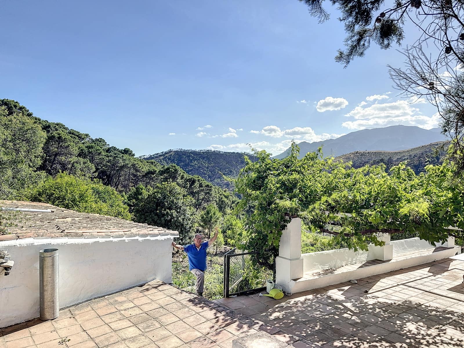 4 bedroom Finca/Country House for sale in El Padron with pool garage - € 8,000,000 (Ref: 7766836)