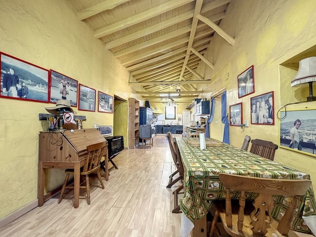 Finca/Casa Rural de 4 habitaciones en El Padrón, Estepona en venta con piscina garaje - 8.000.000 € (Ref: 7766836)