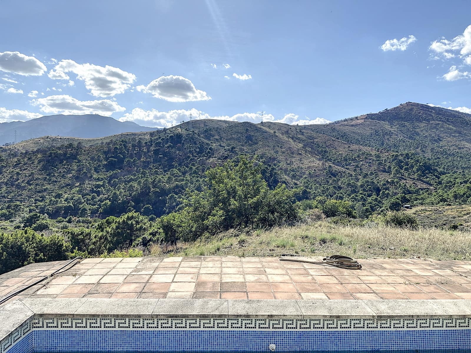 4 bedroom Finca/Country House for sale in El Padron with pool garage - € 8,000,000 (Ref: 7766836)