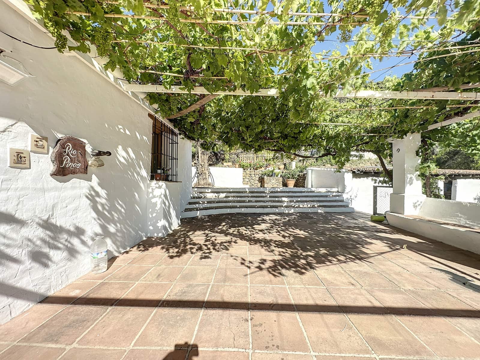 4 bedroom Finca/Country House for sale in El Padron with pool garage - € 8,000,000 (Ref: 7766836)