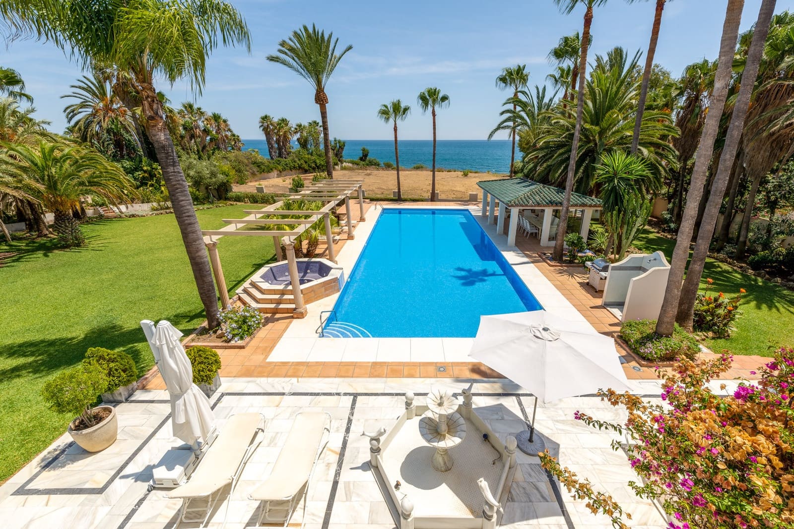 6 chambre Villa/Maison à vendre à Estepona avec piscine garage - 10 000 000 € (Ref: 7773671)